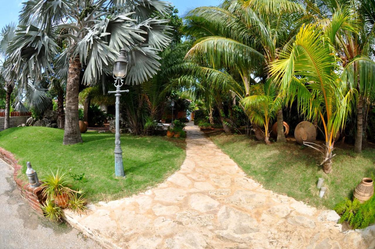 Sun Reef Village On Sea Βίλλεμσταντ Εξωτερικό φωτογραφία